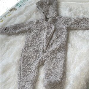 Baby bodysuit